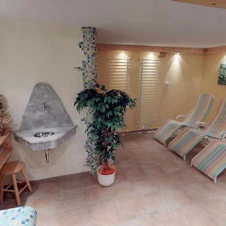 Отель Das Kleine Familienhotel Koch 3*